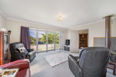 Photo of property in 4 Kaira Street, Sawyers Bay, Port Chalmers, 9023