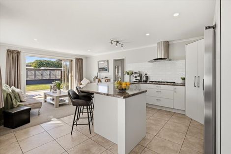 Photo of property in 619 Gloucester Road, Papamoa Beach, Papamoa, 3118