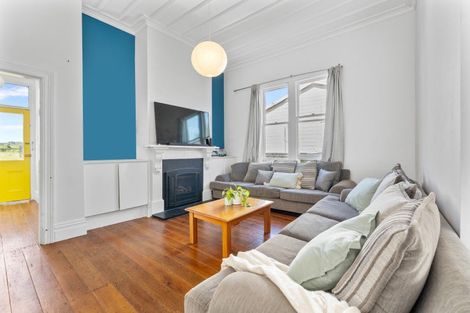 Photo of property in 15 Kelvin Street, Aramoho, Whanganui, 4500