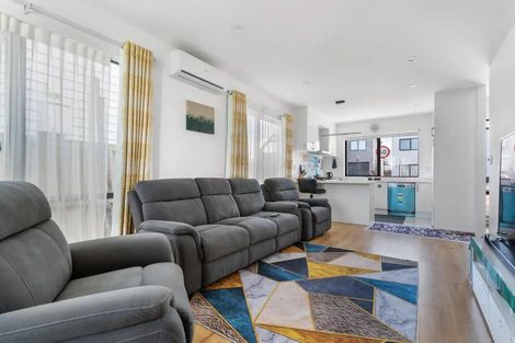 Photo of property in 3 Tumu Road, Papakura, 2110