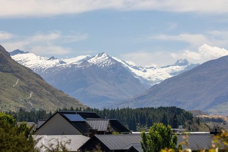 Photo of property in 60 West Meadows Drive, Wanaka, 9305