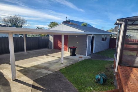 Photo of property in 39 James Cook Street, Havelock North, 4130