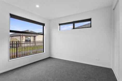 Photo of property in 11 Oakvale Lane, Halswell, Christchurch, 8025