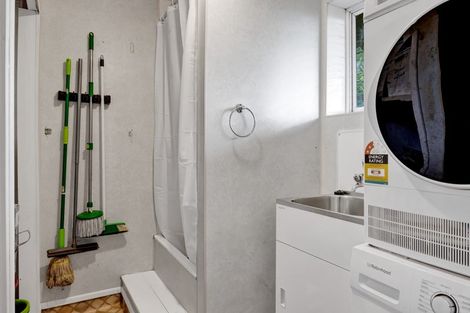 Photo of property in 289 High Street, Eltham, 4322