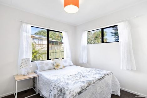 Photo of property in 22 Seaward Place, Wattle Downs, Auckland, 2103