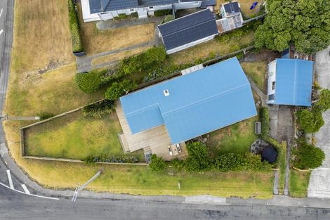 Photo of property in 2 Karaka Street, Otaki Beach, Otaki, 5512