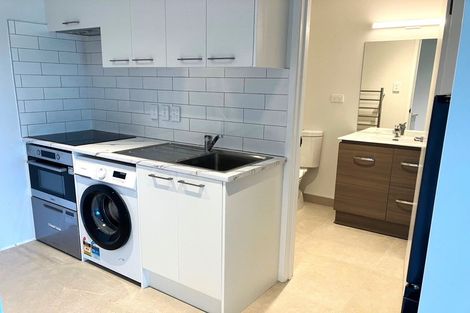 Photo of property in 8d/30 Westward Ho, Glen Eden, Auckland, 0602