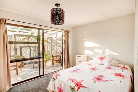 Photo of property in 559 Weymouth Road, Weymouth, Auckland, 2103