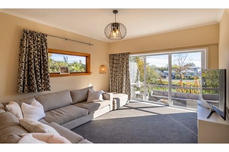 Photo of property in 249 Fifield Terrace, Opawa, Christchurch, 8023