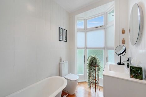 Photo of property in 403 The Terrace, Thames, 3500