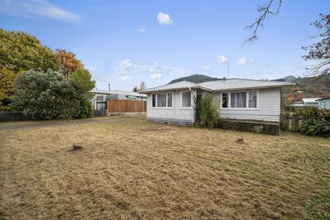 Photo of property in 5 Island View Road, Western Heights, Rotorua, 3015