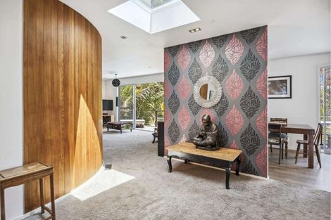 Photo of property in 609 South Titirangi Road, Titirangi, Auckland, 0604