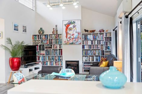 Photo of property in 82 Te Moana Road, Waikanae Beach, Waikanae, 5036