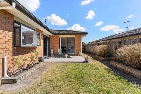 Photo of property in 40 Nuneaton Drive, Flat Bush, Auckland, 2019