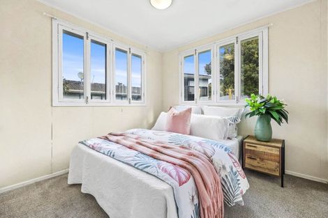 Photo of property in 9 Dianne Louise Drive, Half Moon Bay, Auckland, 2012