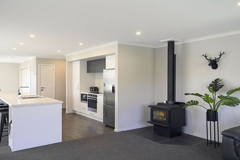 Photo of property in 5 Lakeland Avenue, Twizel, 7901