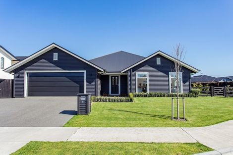 Photo of property in 11 Gerard Place, Rangiora, 7400