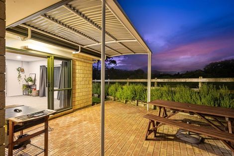 Photo of property in 68 South Kensington Way, Henderson, Auckland, 0612