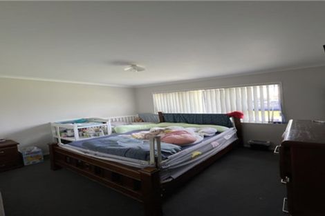 Photo of property in 2/2 Walter Strevens Drive, Conifer Grove, Takanini, 2112