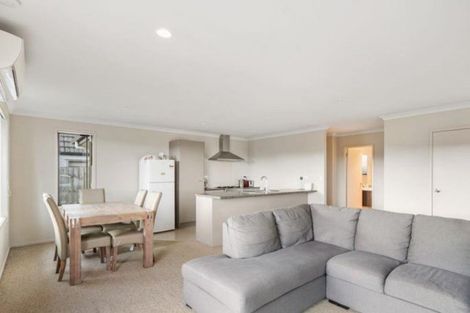 Photo of property in 132 Alfriston Road, Manurewa, Auckland, 2105