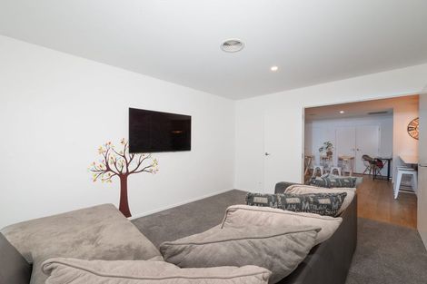 Photo of property in 47 Peregrine Falcon Road, Mount Creighton, Queenstown, 9371