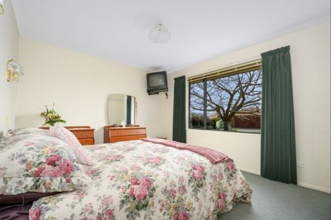 Photo of property in 24 Hoult Crescent, Monaco, Nelson, 7011