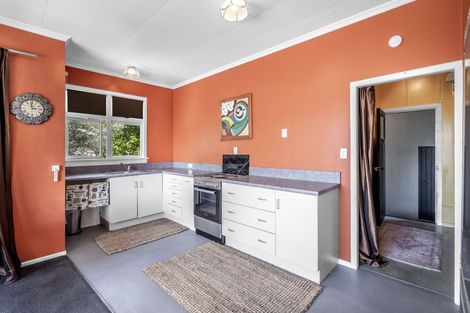 Photo of property in 21 Main Street, Otautau, 9610