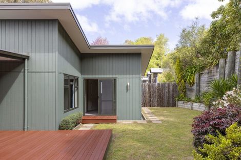 Photo of property in 868 Acacia Bay Road, Acacia Bay, Taupo, 3330