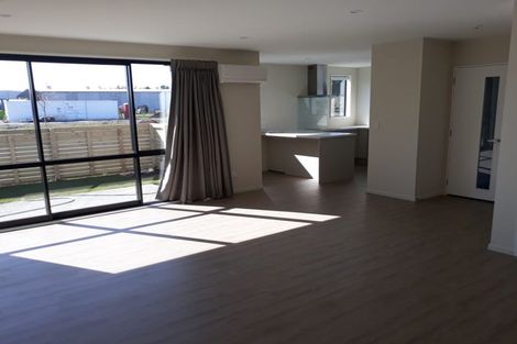 Photo of property in 27 Perendale Street, Belfast, Christchurch, 8051