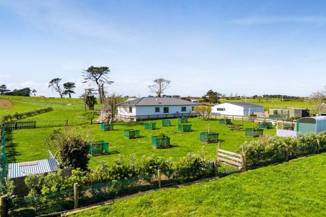 Photo of property in 43 Quinns Road, Normanby, Hawera, 4673