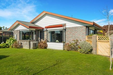 Photo of property in 1 Halcione Close, Flagstaff, Hamilton, 3210