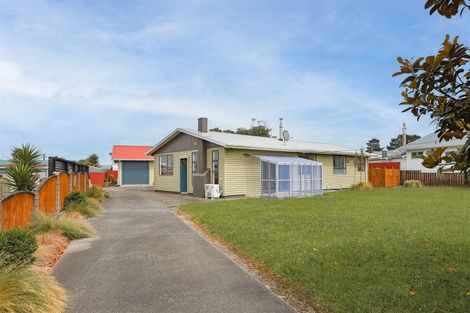 Photo of property in 4a Derby Street, Westport, 7825