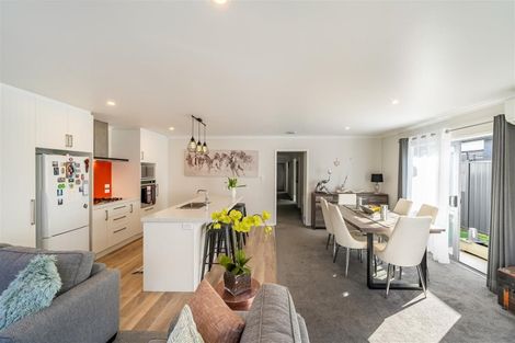 Photo of property in 2 Pattullo Crescent, Wallaceville, Upper Hutt, 5018