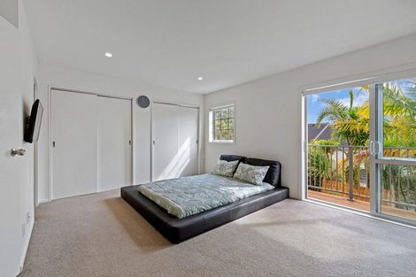 Photo of property in 3/78 Fernhill Way, Oteha, Auckland, 0632
