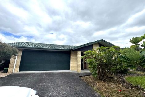 Photo of property in 114 Buscomb Avenue, Henderson, Auckland, 0610