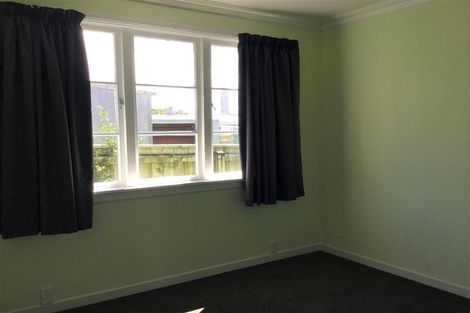 Photo of property in 4 Harbour Street, Moturoa, New Plymouth, 4310