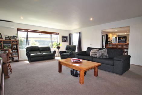 Photo of property in 42 Albert Drive, Clyde, 9330