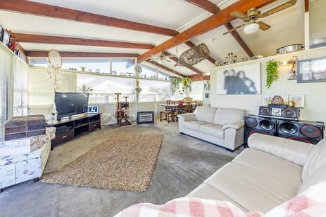 Photo of property in 22 Leith Court, Papatoetoe, Auckland, 2104