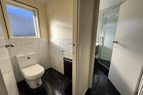 Photo of property in 575 East Coast Road, Browns Bay, Auckland, 0630