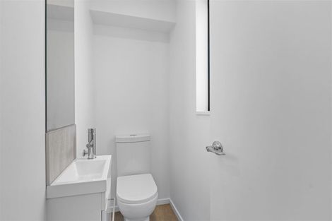 Photo of property in 2/21 Frederick Street, Waltham, Christchurch, 8011