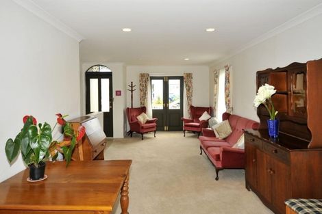 Photo of property in 11/97b Mokoia Road, Birkenhead, Auckland, 0626