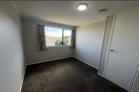 Photo of property in 18 Deodar Place, Totara Heights, Auckland, 2105
