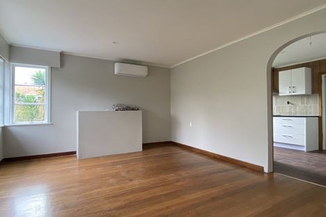 Photo of property in 11 Gifford Avenue, Wesley, Auckland, 1041