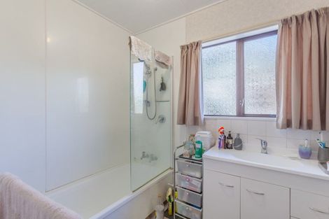 Photo of property in 1/806 Saint Aubyn, Parkvale, Hastings, 4122