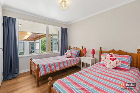 Photo of property in 56 Roretana Drive, Athenree, Katikati, 3177