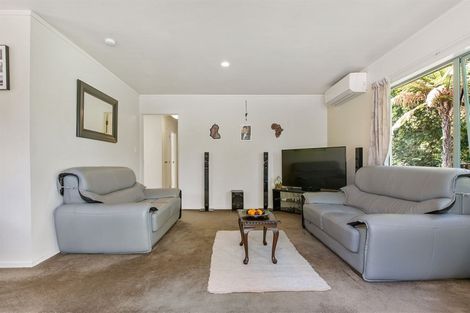 Photo of property in 3/14 Sungrove Rise, Sunnyvale, Auckland, 0612