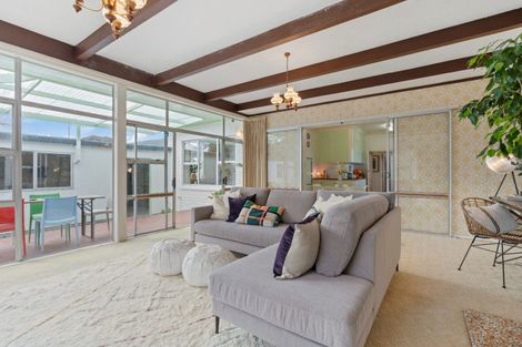 Photo of property in 39 Coates Street, Tawa, Wellington, 5028