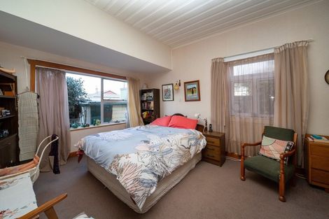 Photo of property in 7 Seddon Street, Westown, New Plymouth, 4310