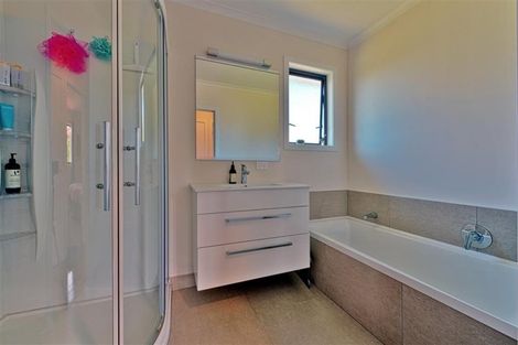 Photo of property in 114 Harold Holt Avenue, Pirimai, Napier, 4112