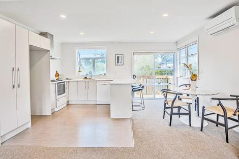 Photo of property in 14 Belmont Terrace, Milford, Auckland, 0620